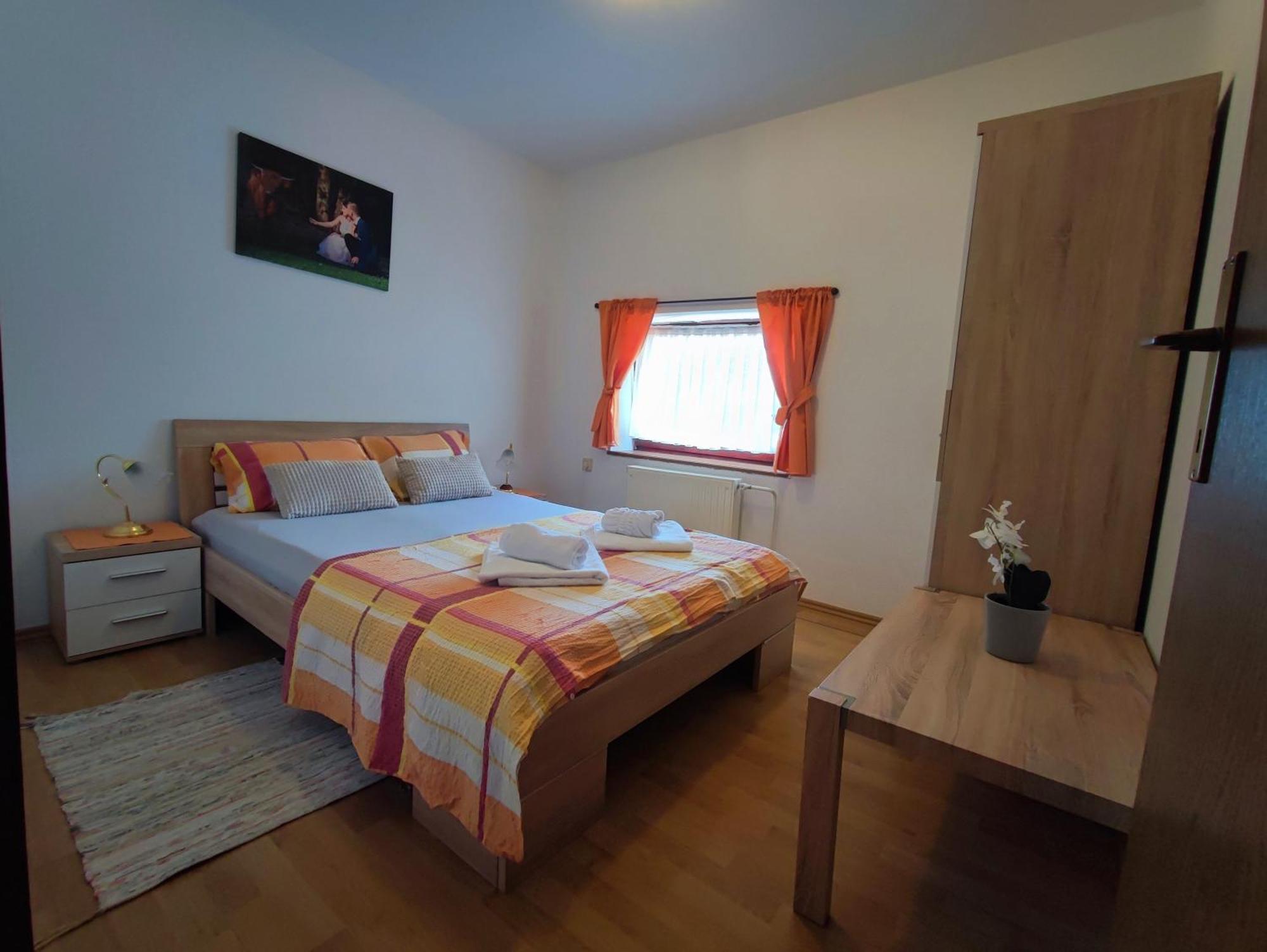 Domacija Za Robom Apartamento Cerkno Quarto foto
